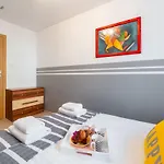 Lejlighed Wonder - Lesny Dom Z Balkonami, Niedaleko Centrum, W Cichej Okolicy *