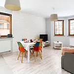 Apartamento Wonder - Lesny Dom Z Balkonami, Niedaleko Centrum, W Cichej Okolicy