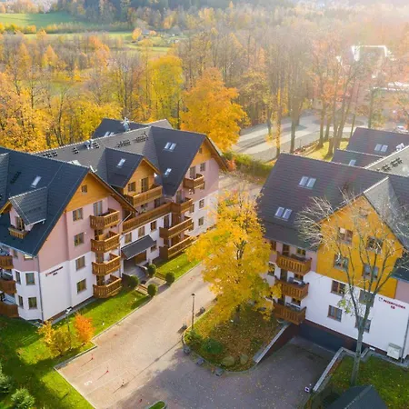 Apartment Wonder - Lesny Dom Z Balkonami, Niedaleko Centrum, W Cichej Okolicy Karpacz