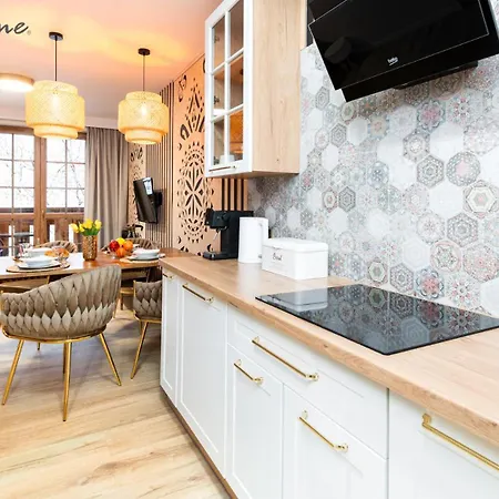 Apartment Wonder - Lesny Dom Z Balkonami, Niedaleko Centrum, W Cichej Okolicy