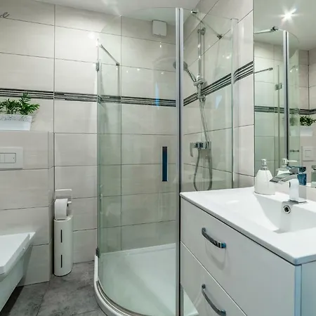 Apartment Wonder - Lesny Dom Z Balkonami, Niedaleko Centrum, W Cichej Okolicy Karpacz